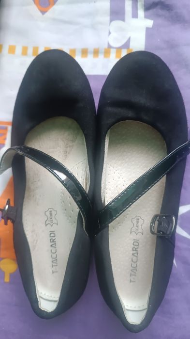 Туфли на девочку рр 34