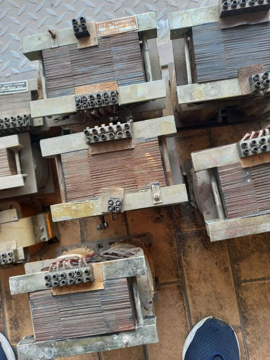 Трсфове различни модели.