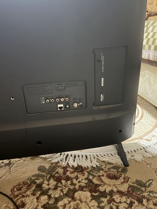 Продам LG 43 дюйма,смарт-тв