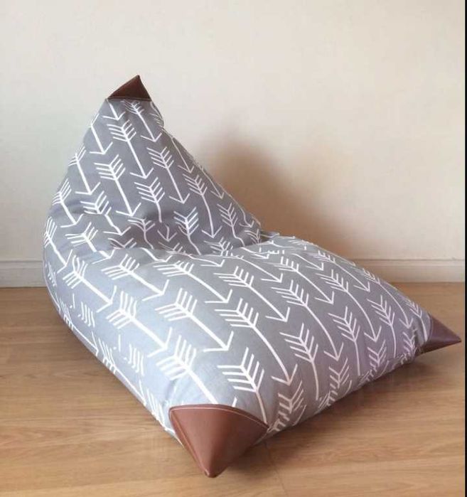 Karkassiz bolalar uchun piramida kreslosi