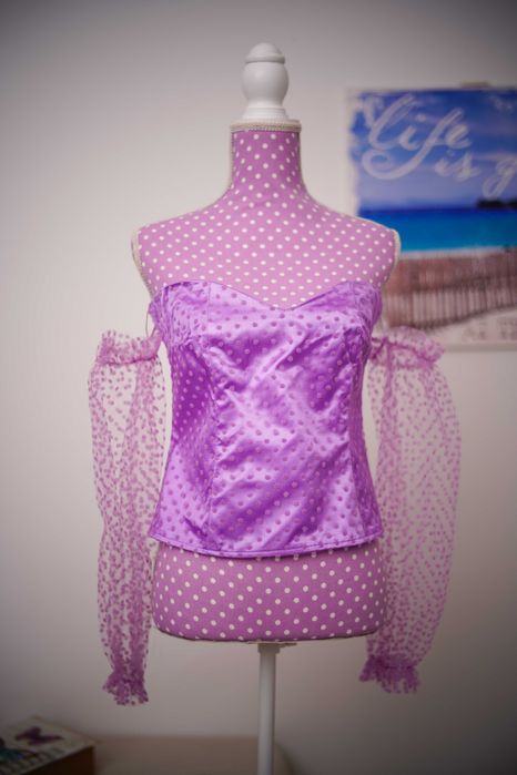 Corset cu snur la spate