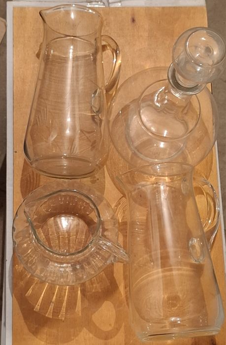 Стъклени  фруктиери, вази, йенски съдове, кани, купи