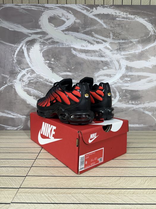 Nike Air Max Plus TN Red Black