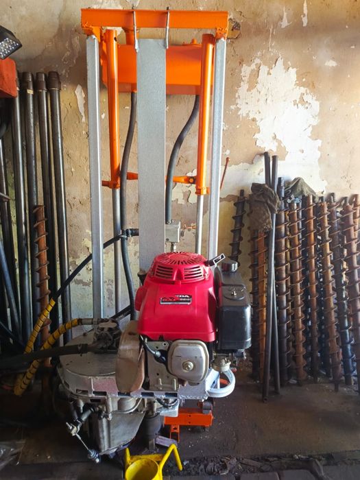 УБШМ 1-13 МГБУ буровая установка для инженерной геологии.