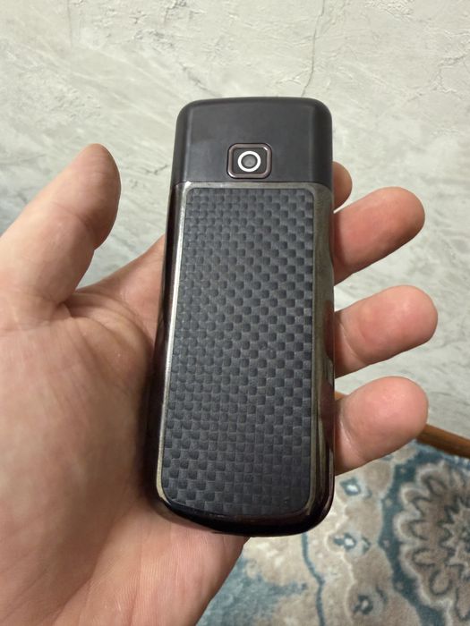 Телефон NOKIA 8800 carbon