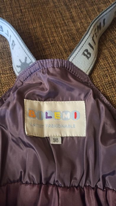 Продам куртку и комбинезон для девочки