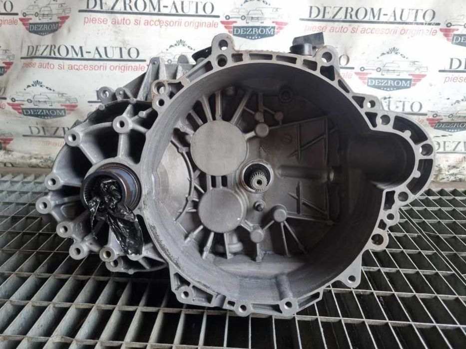 Cutie de viteze manuala 6 trepte LR036006 Jaguar Land Rover 2.2 D