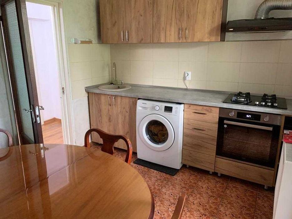 Inchiriez apartament 3 camere decomandat, Țiglina 2, mobilat/utilat complet