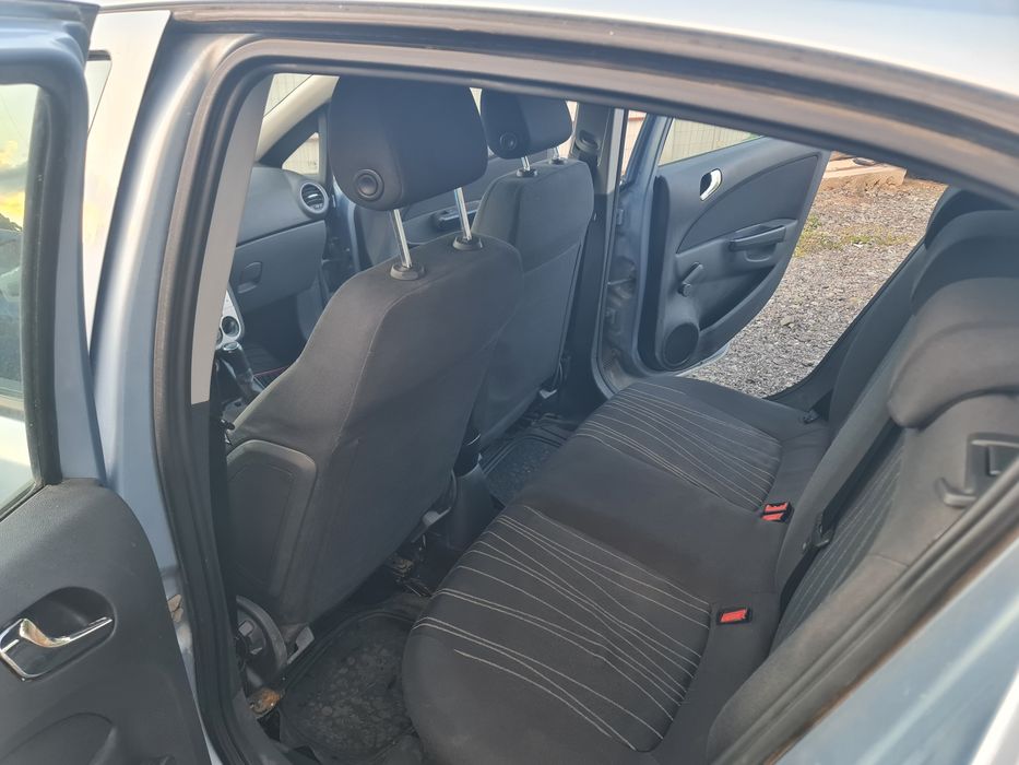 Opel corsa benzină Ac