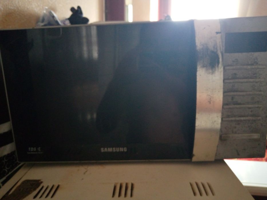 Микровалновкалар сотилади тез ва арзон булди четкий нархини келишамиз