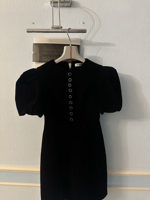 Платье бархатное черное мини