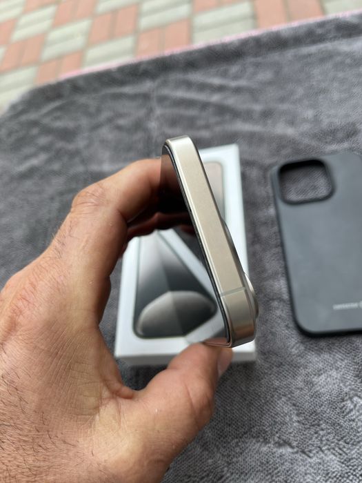 Iphone 15 pro impecabil