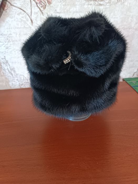 Продам норковую шапку