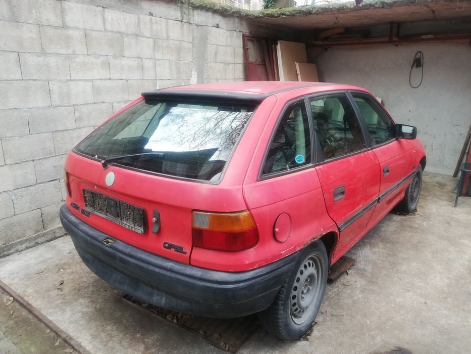 Opel Astra 1.6 si, 100 k.c. на части