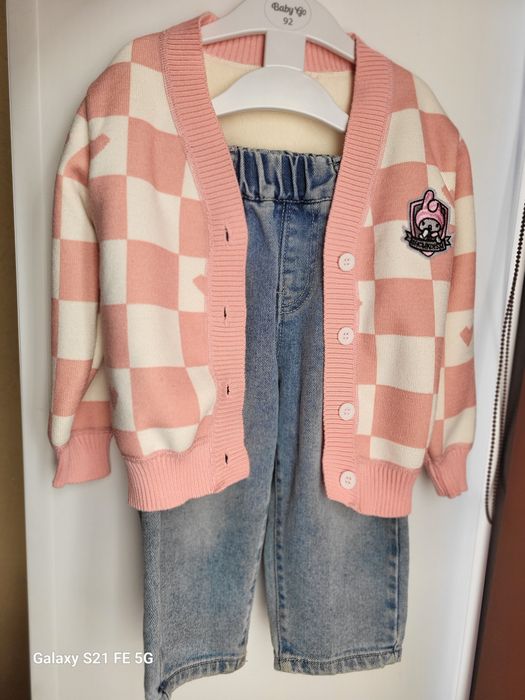 Продаются вещи на девочку  размер 86 - 98