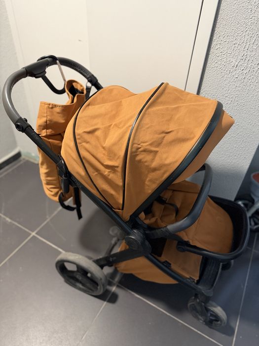 Продам коляску anex Type 2в1