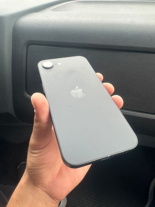 iphone 17е 100% емкость