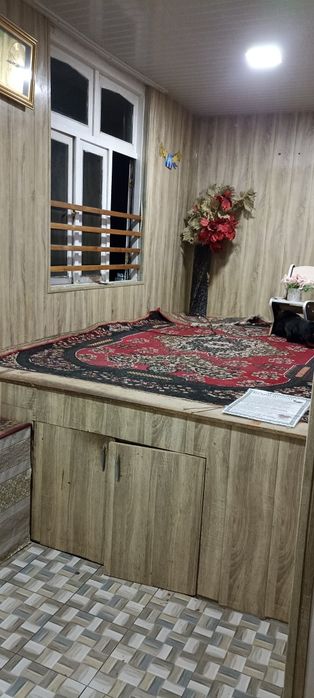 Квартира сотилади.