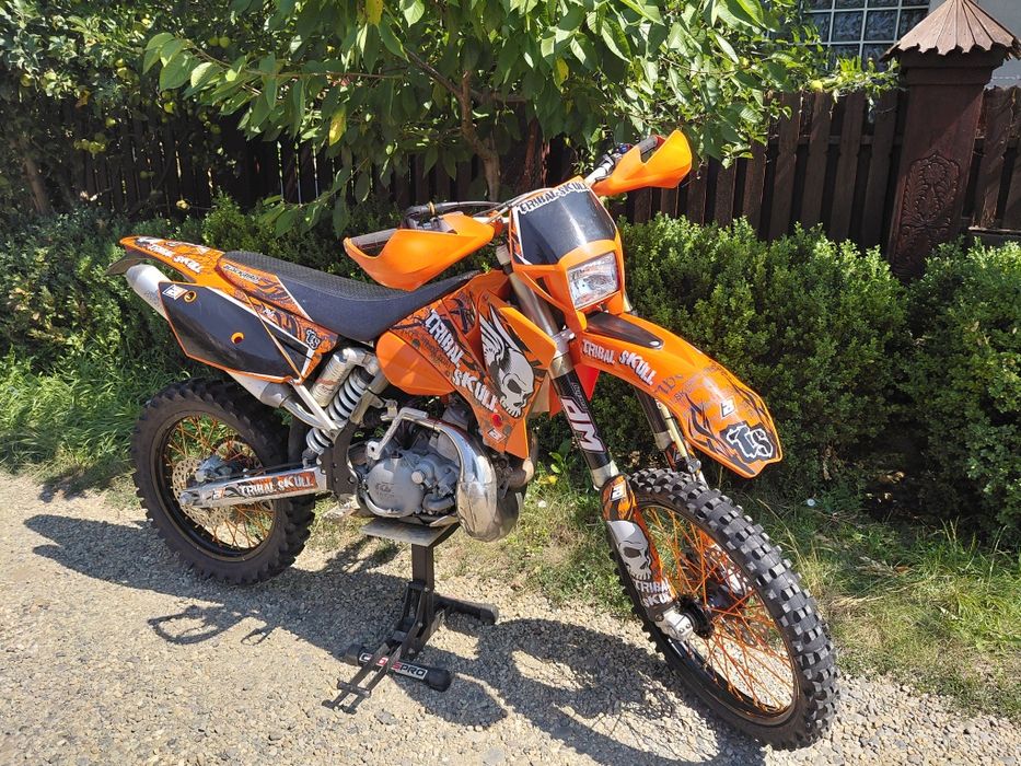 Vând Ktm exc 200