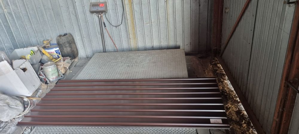 tabla cutata vopsita