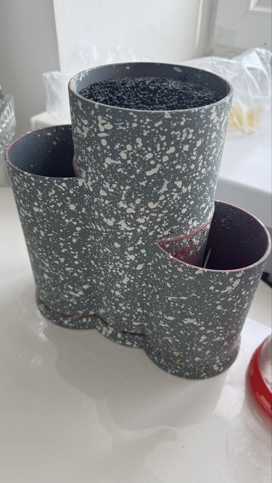 Посуда разные кострюли сковородки