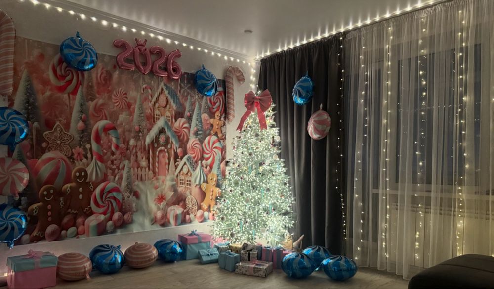 Продаю искуственную елку. Литая. Высота 2.10. Как живая