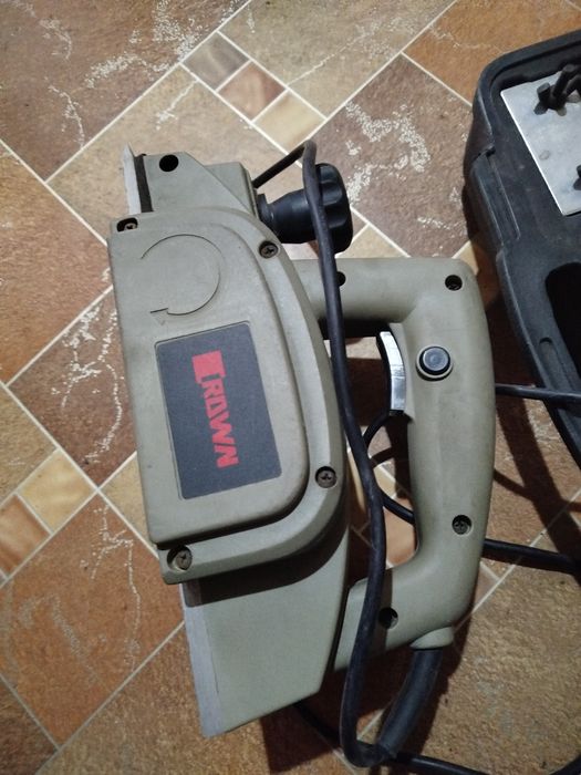 Продам рубанок 10000