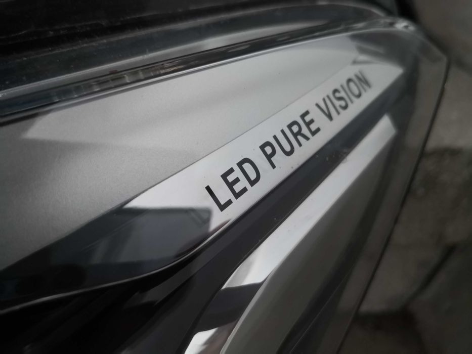 Фар Renault Captur FULL LED ляв/Фар Рено Каптюр Оригинален