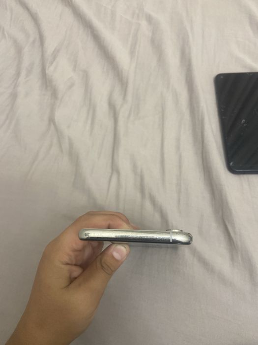 Iphone xs max сломаннный