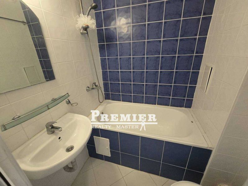 Продава се Двустаен апартамент в к.к. Слънчев бряг - 50 кв.м за 1360 €/кв.м - Снимка #18