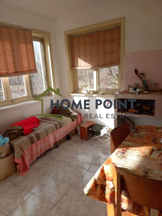 Продава се Къща в с. Венелин, Област Варна - 50 кв.м за 900 €/кв.м - Снимка #2