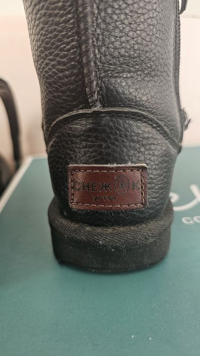 Детское черное угги