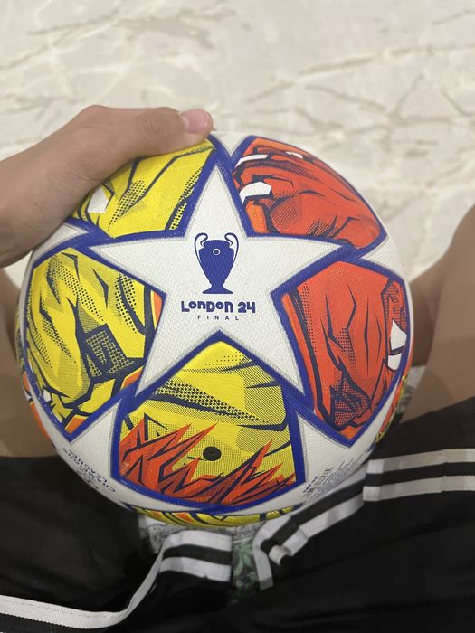 Футболный_Мяч_УЕФА