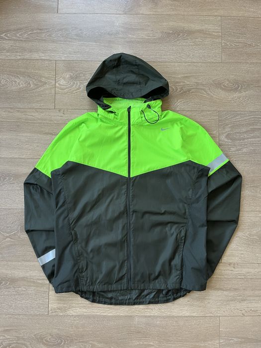 Ветровка Nike Dri-Fit