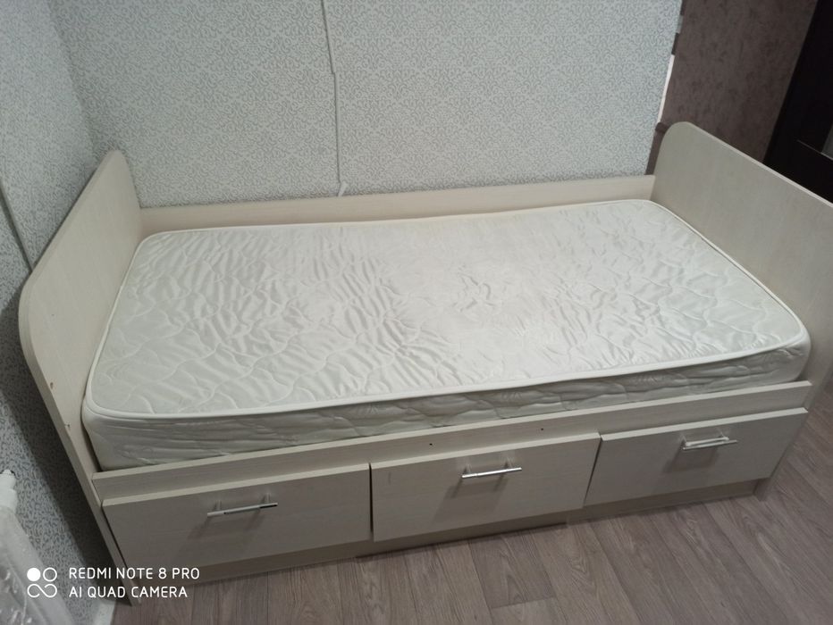 Дивани Еврокнижка 1 год