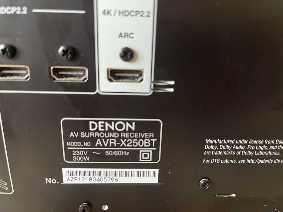 Denon AVR-X250BT Amplificator