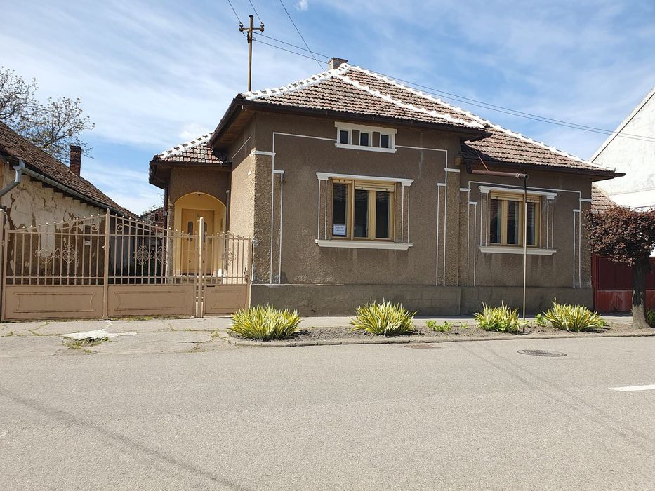 Casa de vânzare Carei