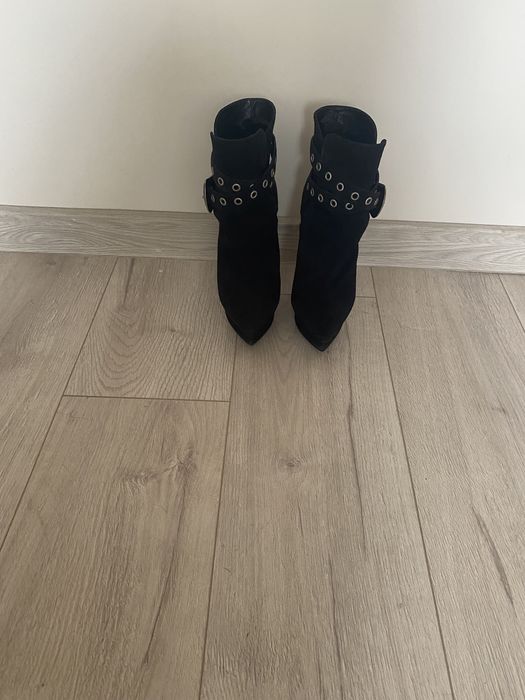 Saint Laurent боти