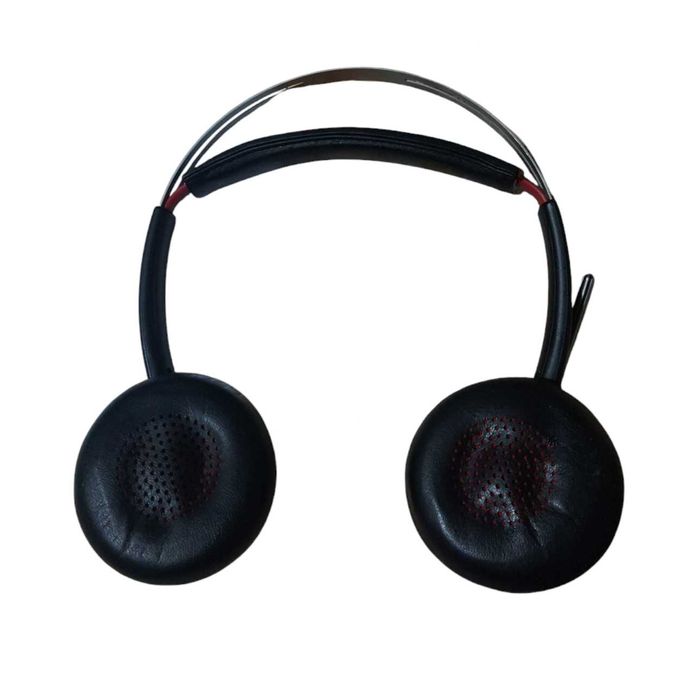 Професионални слушалки Plantronics Voyager Focus UC MS + стойка за бюро