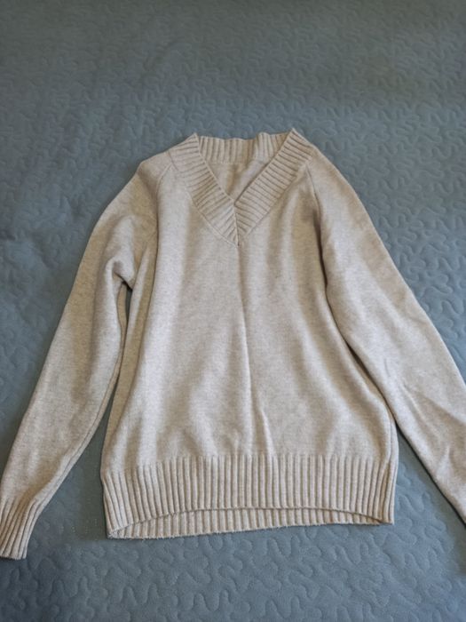 Продам женские кофты