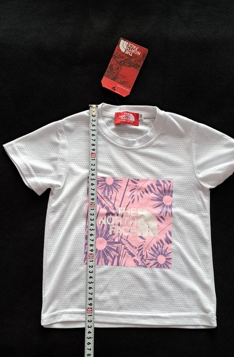 Костюм , на 4-5лет, 110см, зависит от ребенка, новый ,North Face