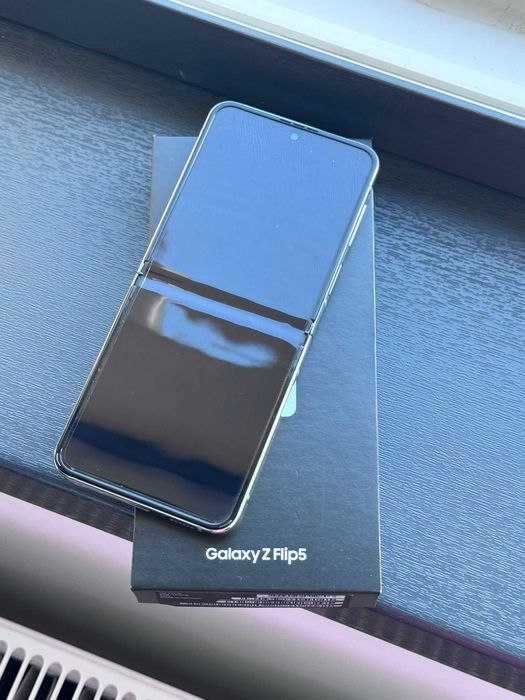 Samsung Z Flip 5