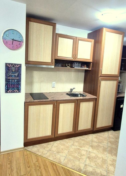 Двустаен апартамент.