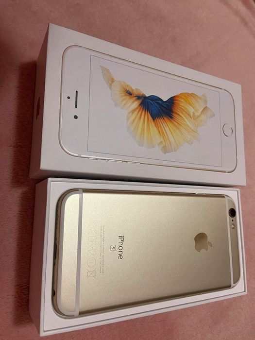 IPhone 6S телефон