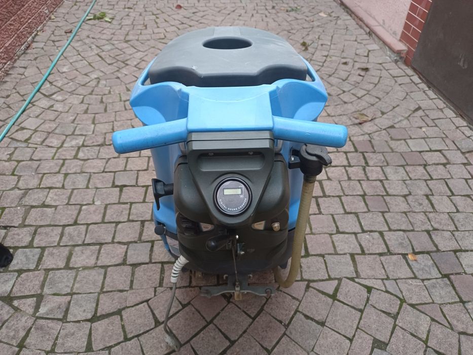 Поломоечная машина