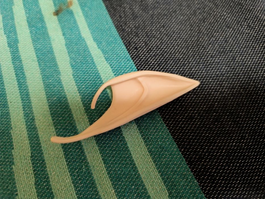 Уши эльфа, в хорошем качестве