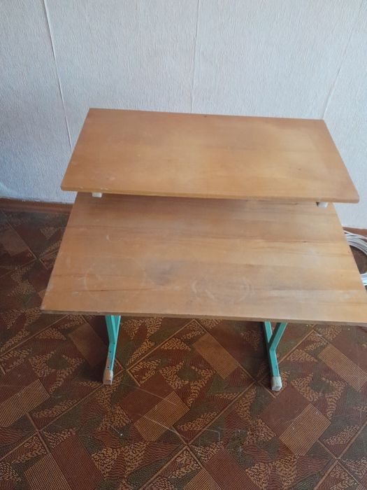 Стол- парта ,компьютерный стол