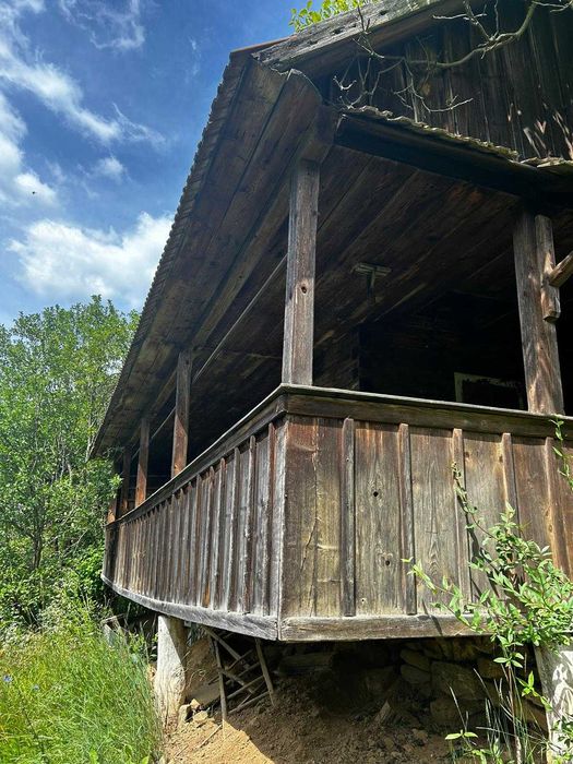 Teren de vanzare Bistra judetul Alba + casa batraneasca din lemn
