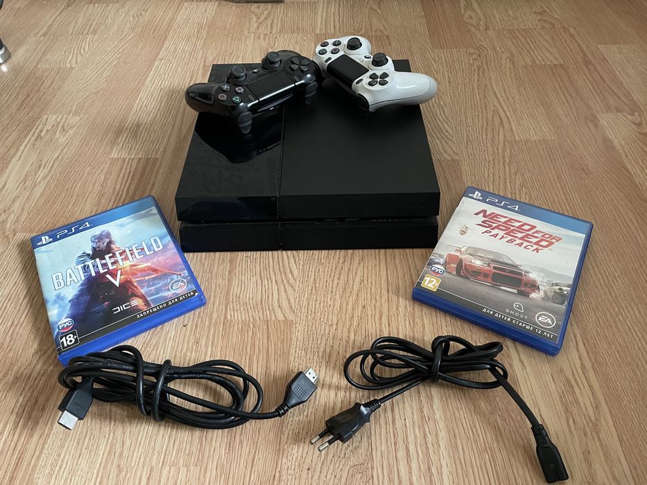 Продается новая PlayStation4