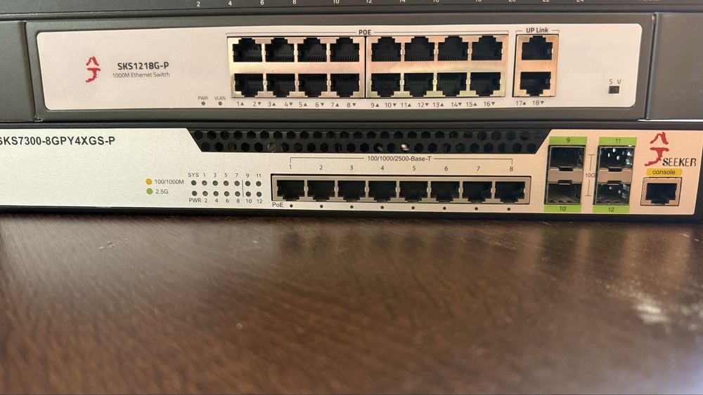 TP-Link Deco X50-PoE, switch-uri Xikestor PoE 2.5G/10G, routere Grandstream GWN